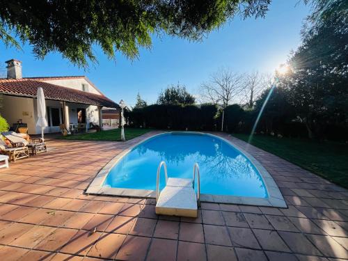 Lousame Villa | Casa en el campo con piscina