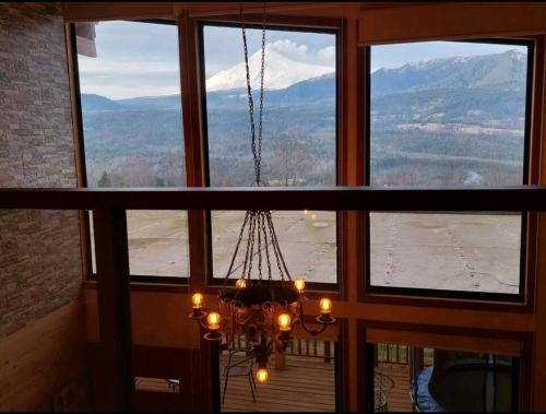 Villarrica Ski Chalet | Casa en la montaña, exclusivo vehículo 4x4