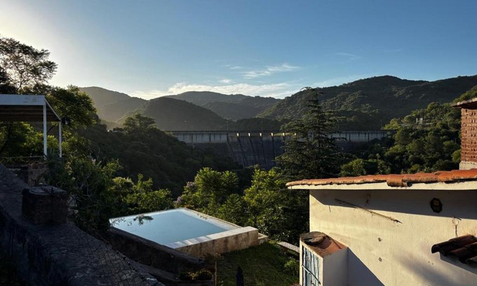 Rio Ceballos House | Casa en Río Ceballos