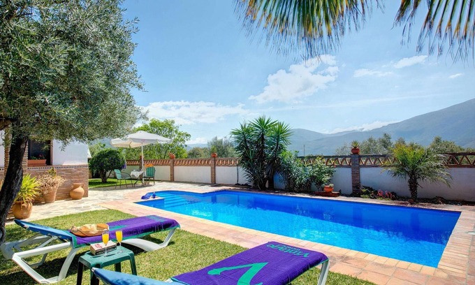 Orgiva Villa | Casa Encantadora - One Bedroom Villa, Sleeps 2