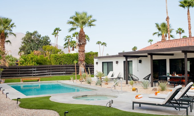 Vista Norte House | Casa Escuela - Mid Mod Pool Home w/Private Resort-Style Yard!