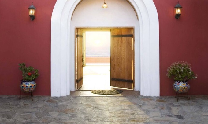 La Fonda Villa | Casa Estrella - Upper Unit with Deck, Courtyard