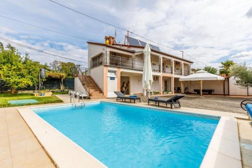 Kosinozici House | CASA Etruscana