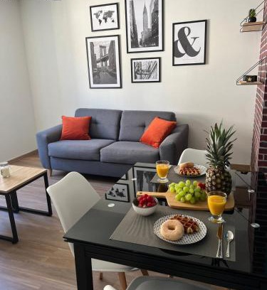 Brive-la-Gaillarde Apartment | Casa Faro -T2 -Hyper Centre Brive -Rue Commerçante