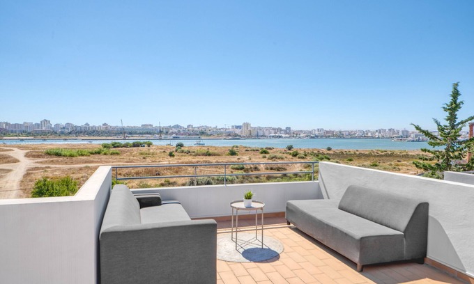 Lagoa Ski Chalet | Casa Ferraguido - with private pool in Ferragudo