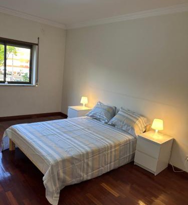 Seixal House | Casa Flores