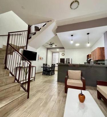 Flores House | Casa G&V x 8 personas