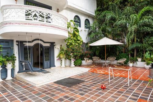 Castillogrande House | Casa Gaitán Beach and comfort by the sea