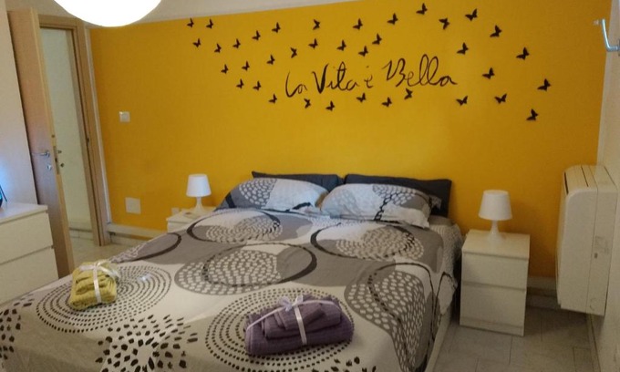 Casalecchio di Reno Apartment | Casa Gardel