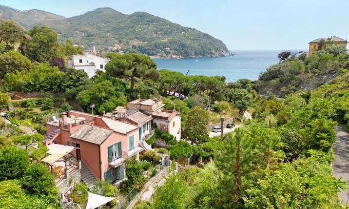 Valle Santa Apartment | Casa glicine sul mare