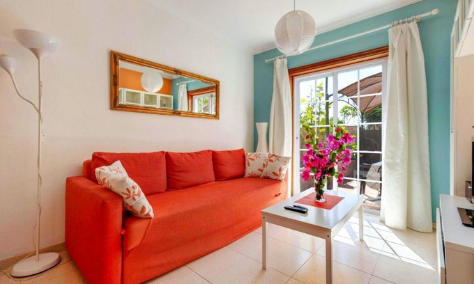 Las Rosas House | Casa Golfin - Mediterranean-style house in Tenerifes sunny south