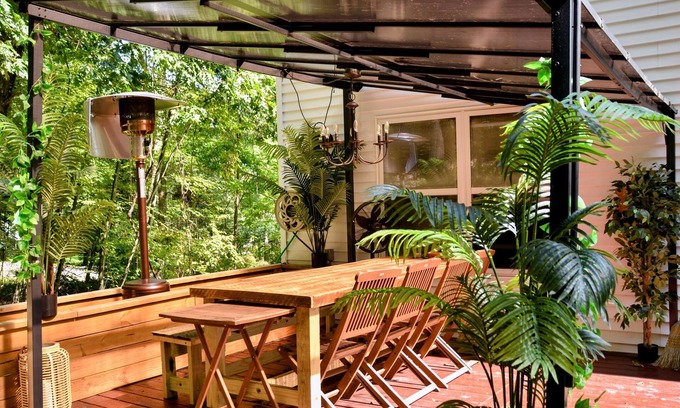 Tannersville House | Casa Havana at Pocono Mountains