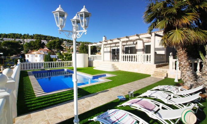 Casas de Torrat House | Casa Hibiscus