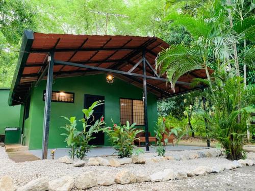 Paraiso House | Casa Hoja Eco-Cabina Surf House