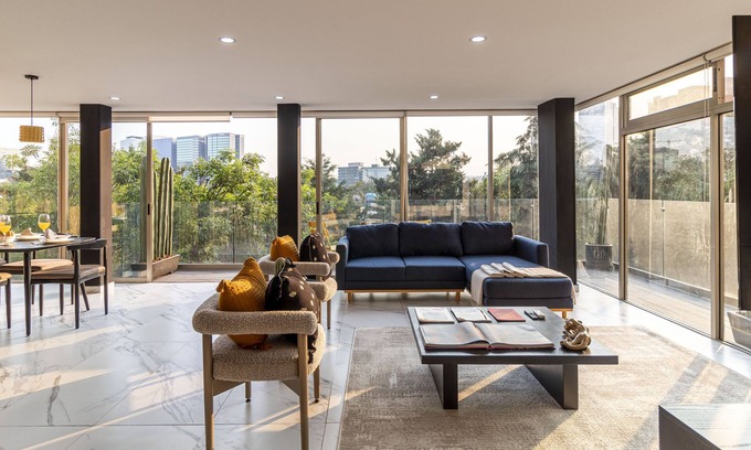 Miguel Hidalgo Apartment | Casa Horacio by Kukun