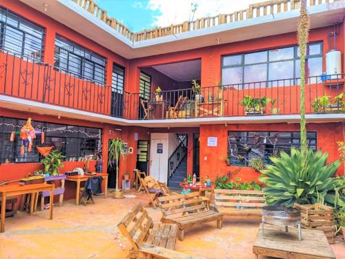 De Guadalupe House | Casa Huipil