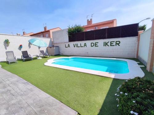 Arges House | Casa Iker 10min puy du fou only family