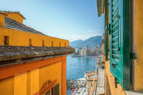 Camogli Apartment | CASA IRIS Confort e Mare a Due Passi