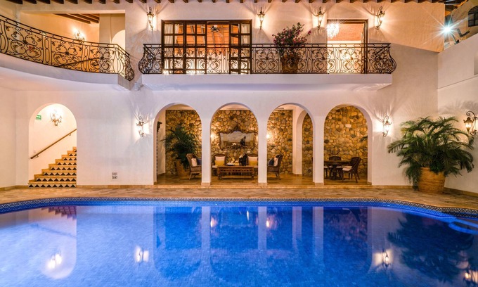 Downtown Puerto Vallarta Hotel | Casa Kimberly - Near Malecon