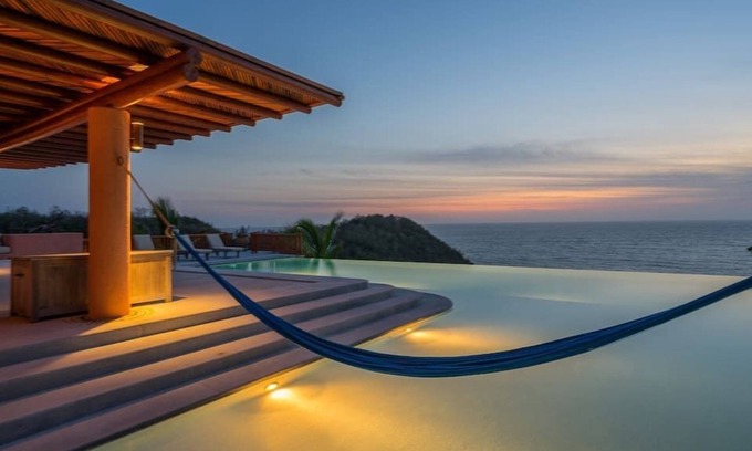 Boca de Iguanas House | Casa La Ceiba: Luxury house in Costa Careyes
