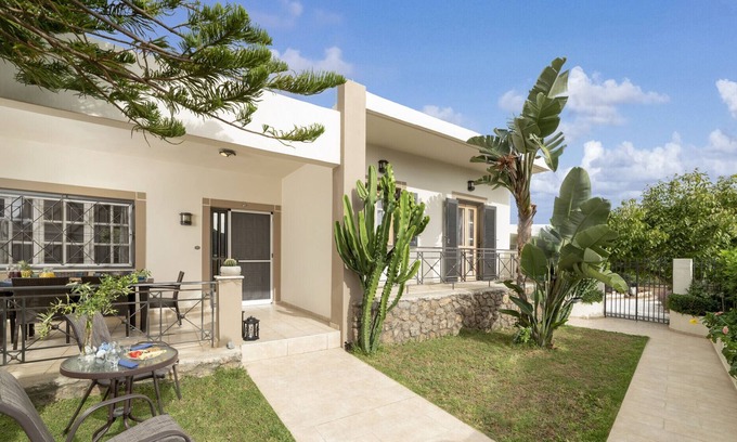 Flamouriana House | Casa Lakónia in Crete Island