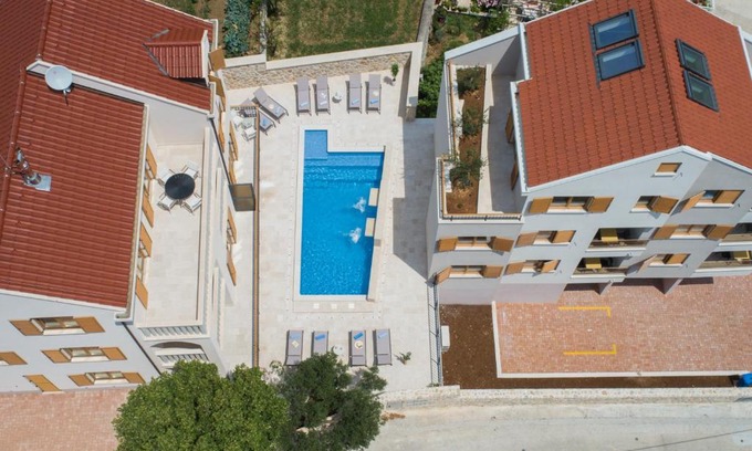 Zaton House | Casa Laurea