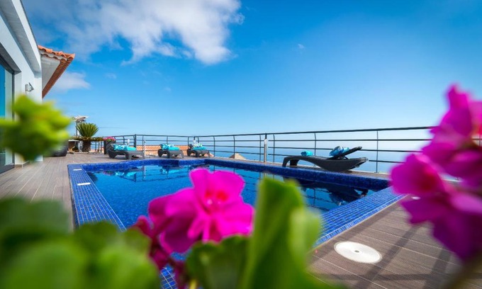Arco da Calheta House | Casa Lira