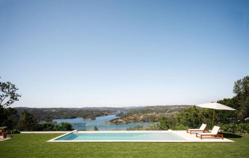 Sao Pedro de Tomar Villa | Casa Lorena Exclusive Retreat in Serra Tomar