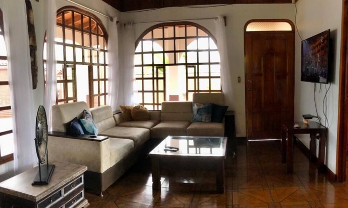 San Isidro de El General House | Casa Los Arcos, San Rafael