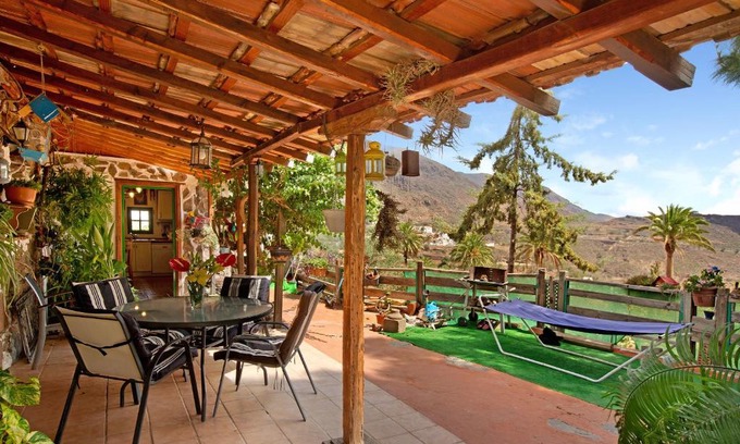 Aguimes House | Casa Los Pinos