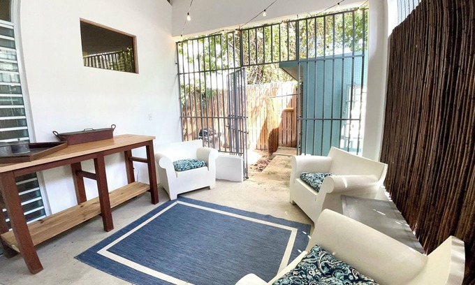 Isabel II House | Casa M - Downtown Caribbean Home