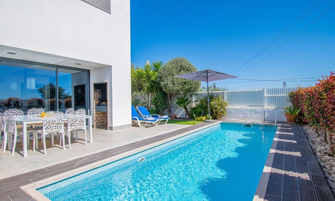 Mato Serrao Villa | Casa Madeira - Stunning Villa in Carvoeiro