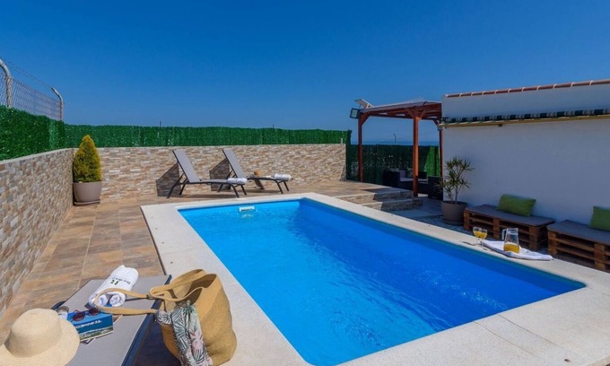Almayate Alto Villa | Casa María de Vélez Almayate Alto by Ruralidays