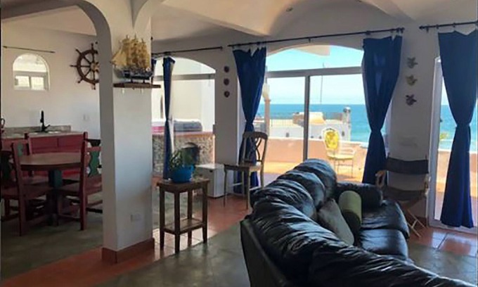 Playas de Rosarito Villa | Casa Mar Vista, Ocean Front - 8 bedrooms, 5 bathrooms, pool, jacuzzi, beach, bbq