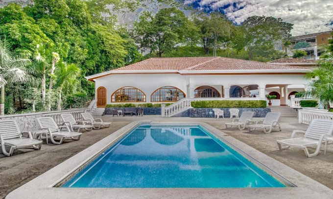 Playa Flamingo House | Casa Margarita