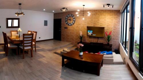 Jocotenango House | Casa Martín