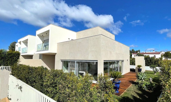 Parchal Ski Chalet | Casa MarTan - jacuzzi and luxury in Ferragudo