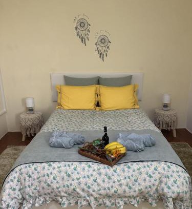 Canhas House | Casa Mary Bela's