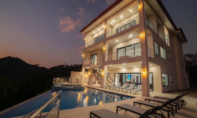 Jaco Villa | Casa Maverick. New 2024 Los Suenos Resort Private Pool Ocean View 7BR Sleeps 20