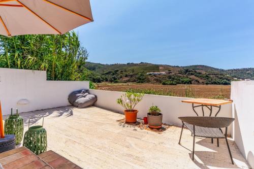 Aljezur House | Casa Mira Vale