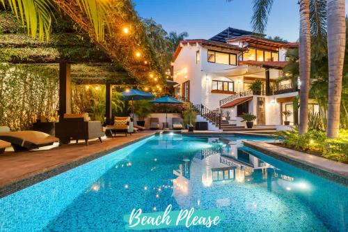 Bucerias Villa | Casa Moderna - Luxury Villa with Private Pool & 6 Casitas