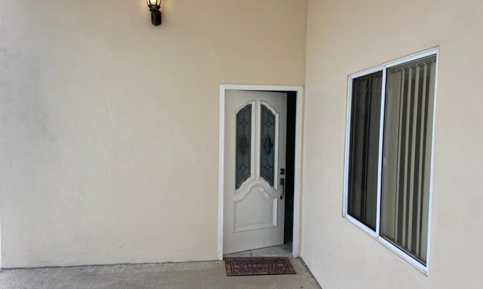 Ensenada House | Casa Monarca