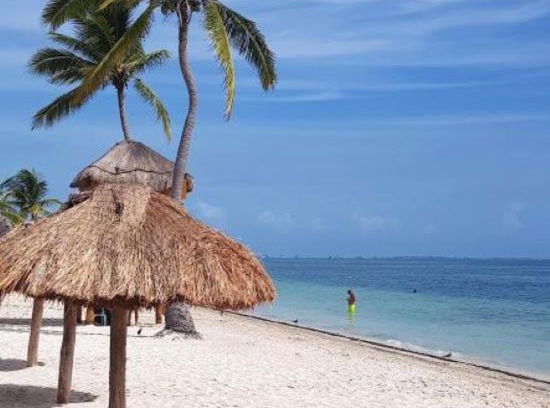 Puerto Juarez Villa | Casa Monik, a dos pasos de la Playa