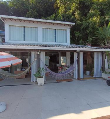 Mangaratiba House | Casa na Ilha Jardim pé na areia