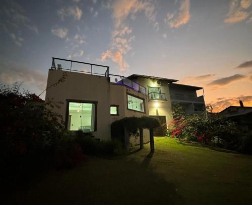 Ijaci House | Casa na represa