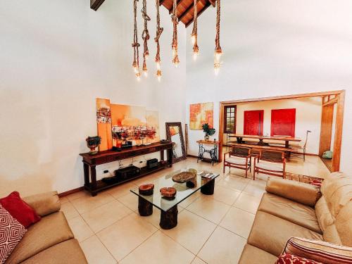 Petropolis House | Casa na Serra com 7 Suites em Correas - Petrópolis