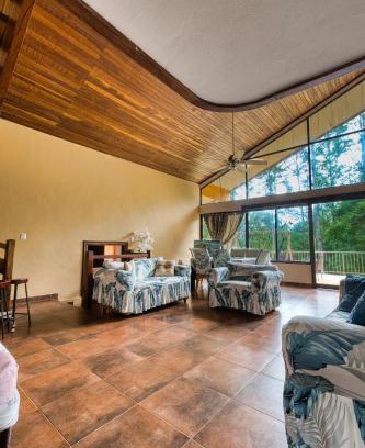 Cerro Azul House | Casa Naranja en Cerro Azul