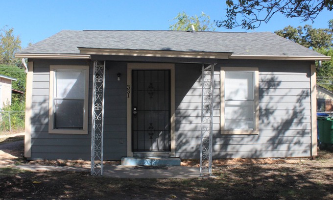 Northwest Los Angeles Heights House | Casa Naty-Near Riverwalk Pearl Alamodome Airport