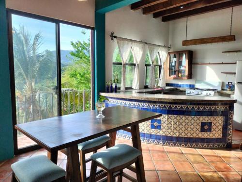 La Cruz de Huanacaxtle Apartment | Casa Pajaros Balcony