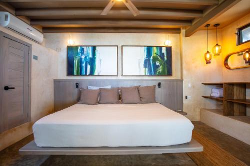 North End House | Casa Palmar Penthouse - Completely Renovated, 1 BR Oceanfront Penthouse Suite